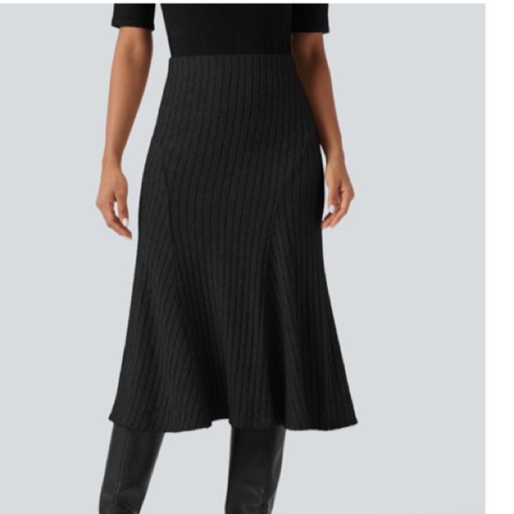 Halara Black Ribbed Knit High-Waisted Midi Skirt